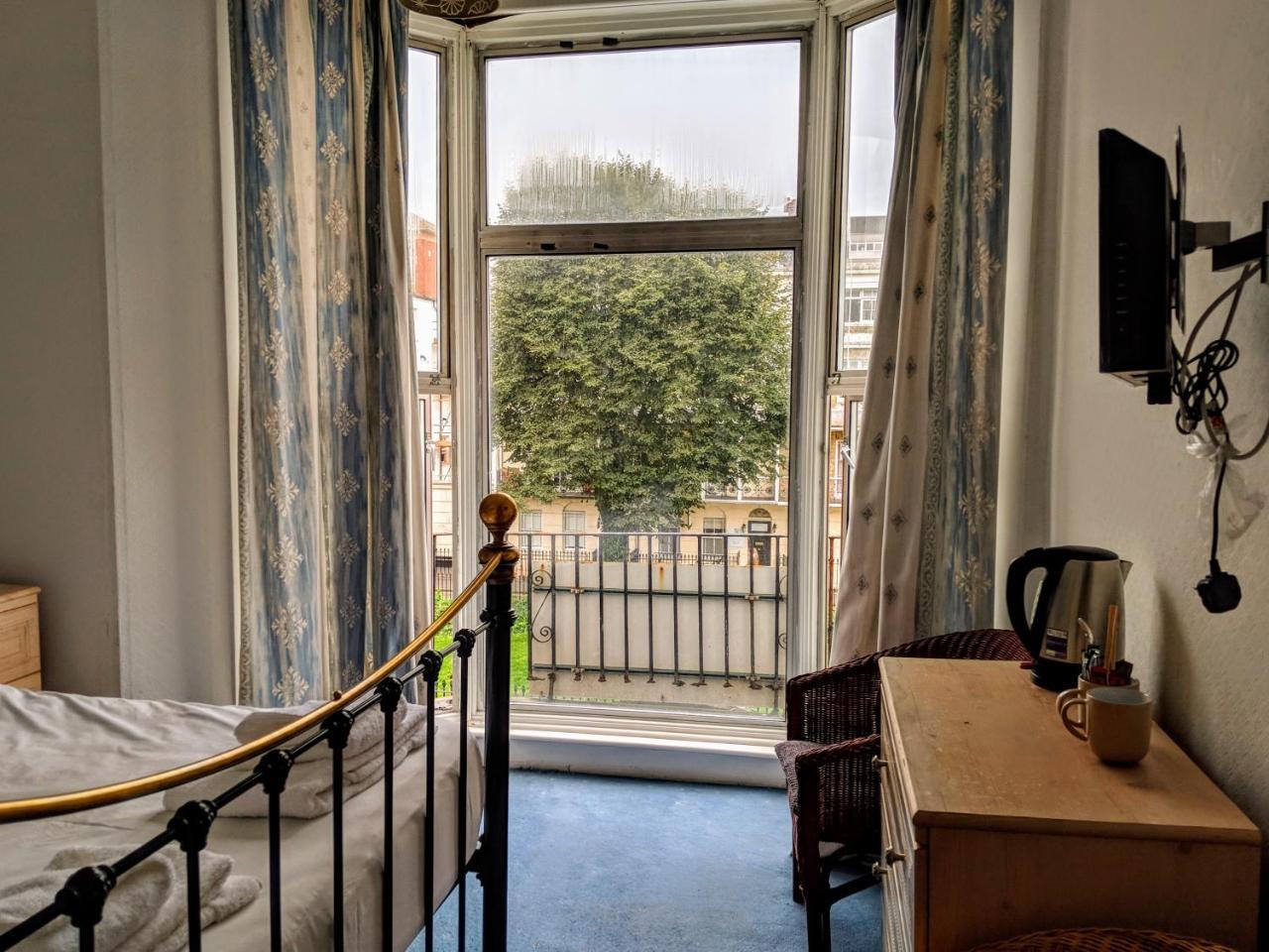 Lifestyle Hotel - Russell Square برايتون المظهر الخارجي الصورة